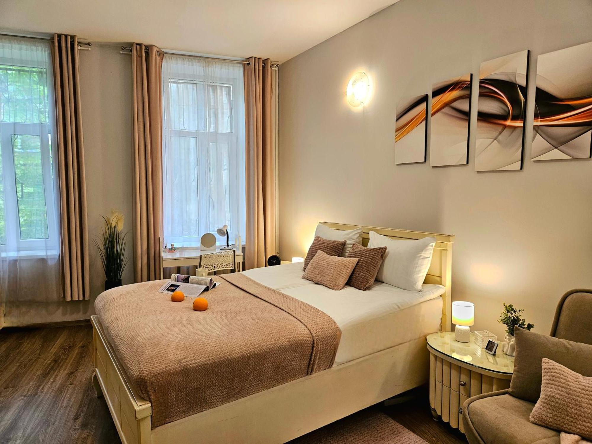 Romantic Apt-great Location- Center-free Parking-self Check-in- Old Town 20 Min Riga